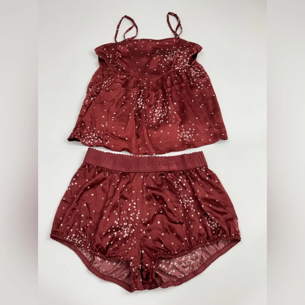 Anthropologie Star Print Pajama Set Burgundy Smocked Cami & Shorts Size S NWOT - Picture 2 of 9